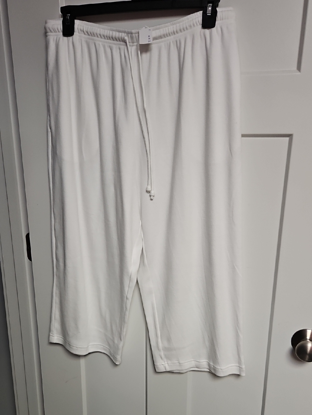 Woman Within White Elastic Waist Capri Pants